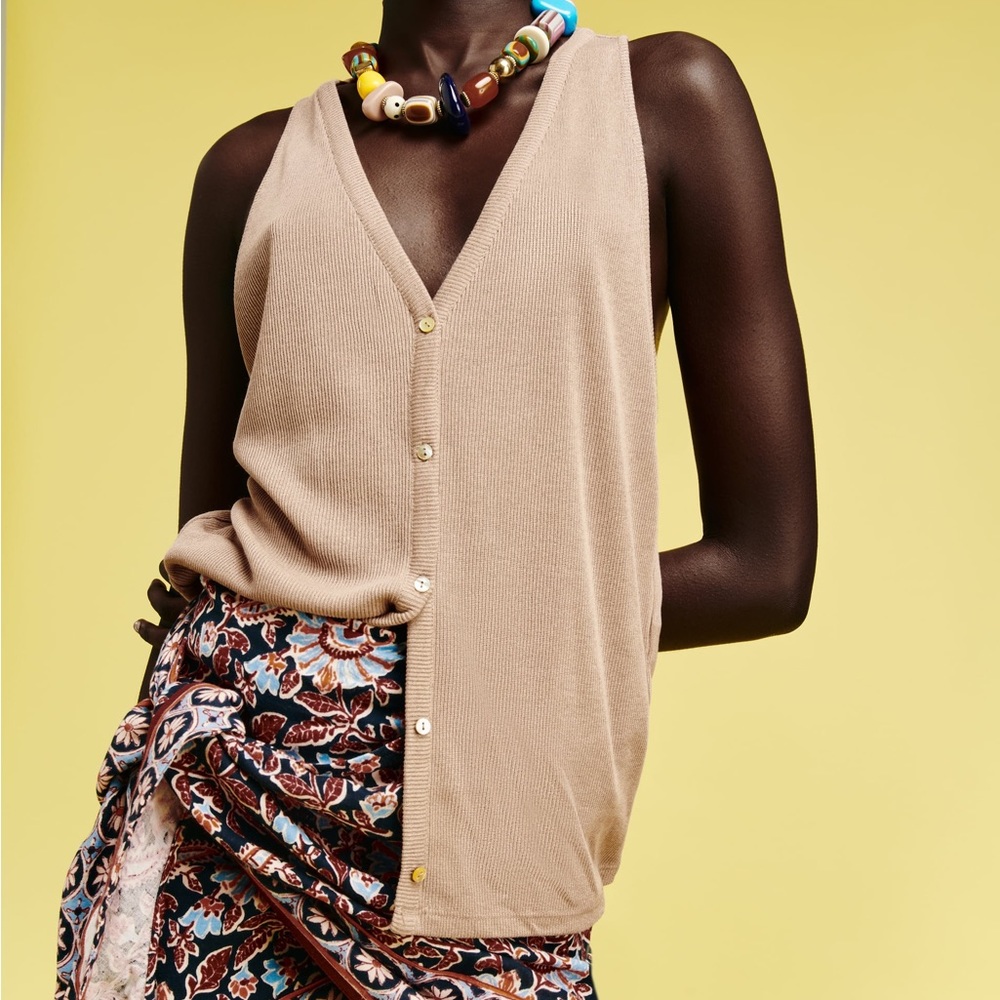 ZARA BUTTONED VEST TOP